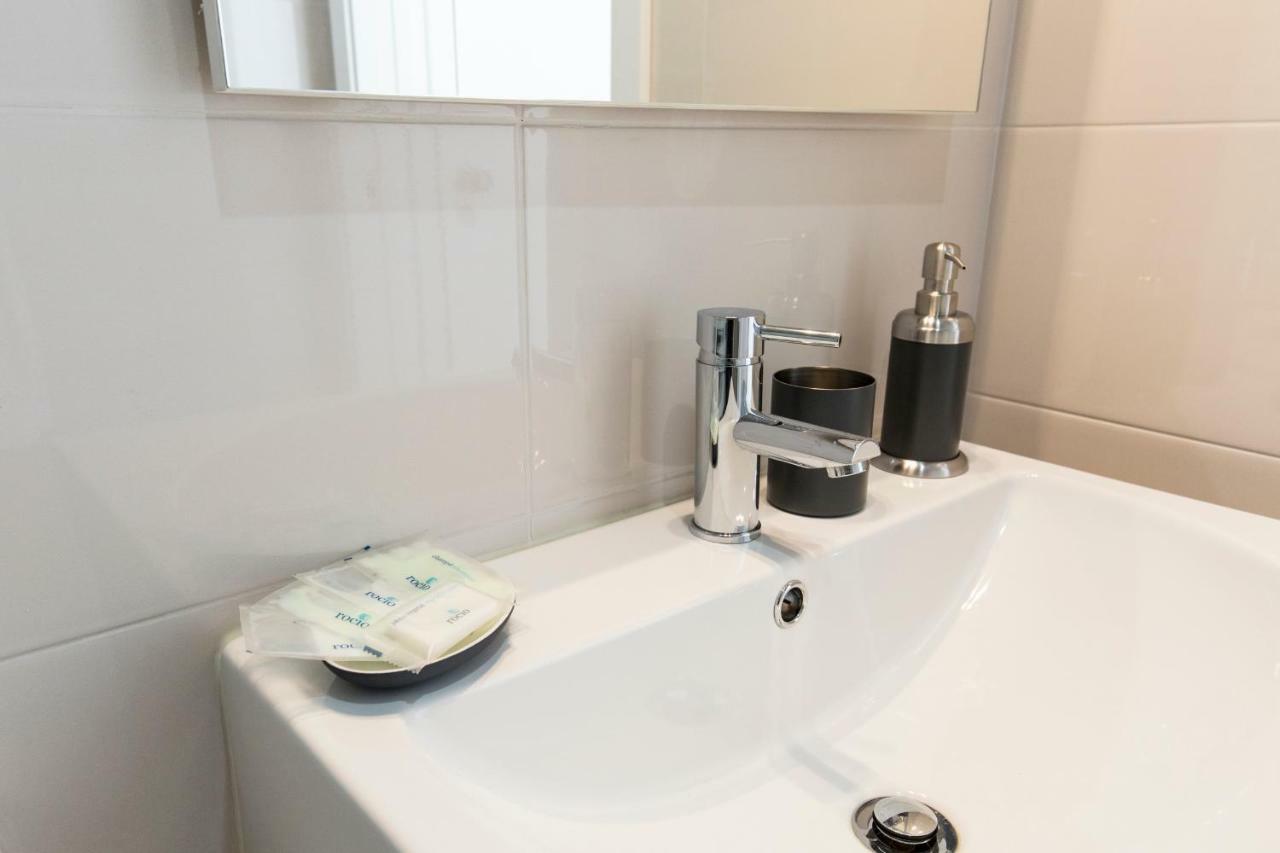 Downtown Porto Mouzinho Studio Apts Luaran gambar