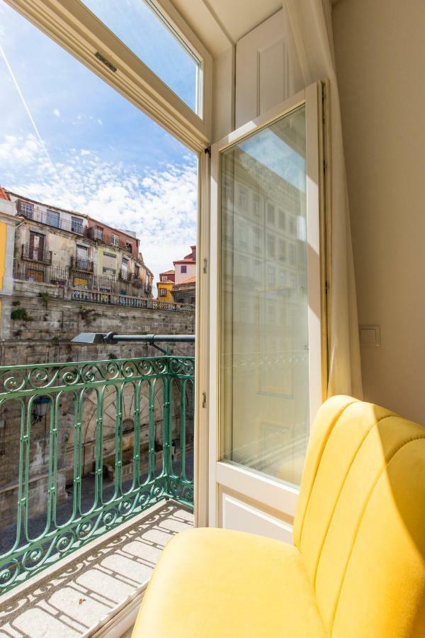 Downtown Porto Mouzinho Studio Apts Luaran gambar
